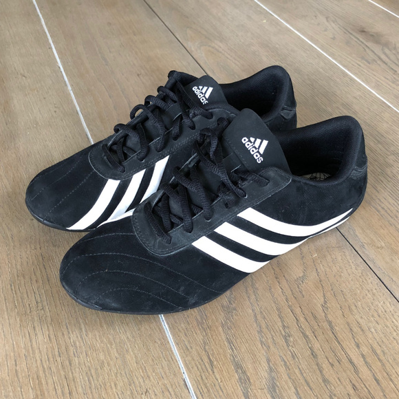 Suede sports shoes Clearance